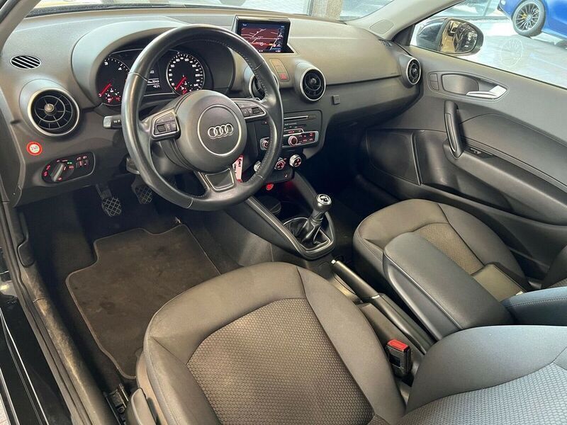 Gebraucht Audi A1 90 PS (66 kW) 2016 Schwarz Kleinwagen