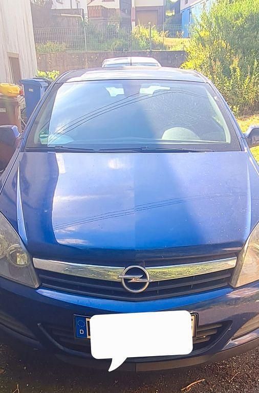 Blau Gebraucht 2006 Opel Astra GTC Sport Limousine | 1.700 € (Fairer Preis) - Bild 1/4
