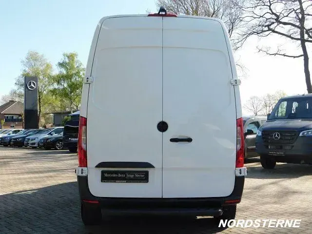 Gebraucht Mercedes E-Sprinter 85 kW (116 PS) 2021 Van