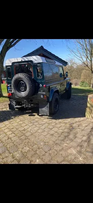 Gebraucht Land Rover Defender 122 PS (89 kW) 2013 Grün Kombi