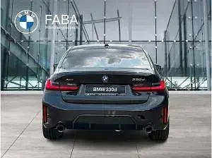 Gebraucht BMW 330 286 PS (210 kW) 2026 Schwarz (saphirschwarz) Limousine