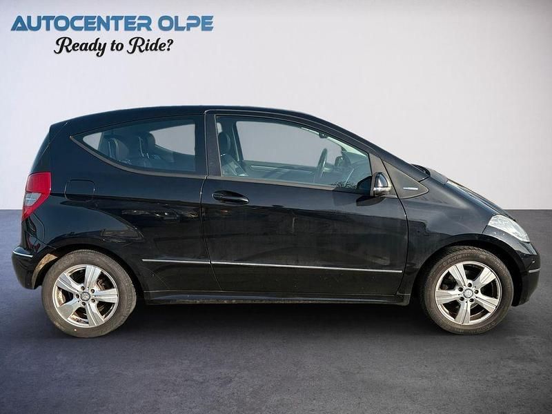 Gebraucht Mercedes A160 95 PS (69 kW) 2010 Schwarz Kleinwagen