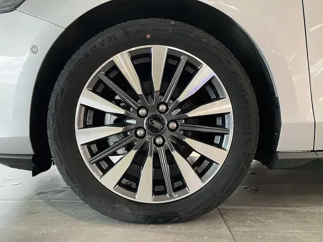 Gebraucht Ford Focus Titanium X 120 PS (88 kW) 2022 Polar silber Kombi