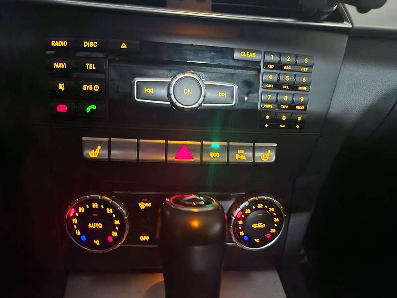 Gebraucht Mercedes C180 Edition 156 PS (114 kW) 2014 Kombi