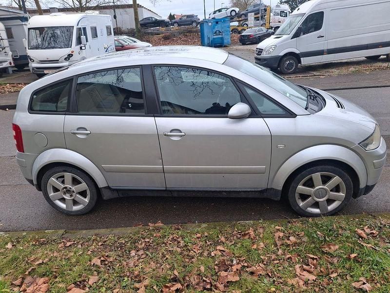 Second-hand Audi A2 75 CP (55 kW) 2000 Argintiu Hatchback