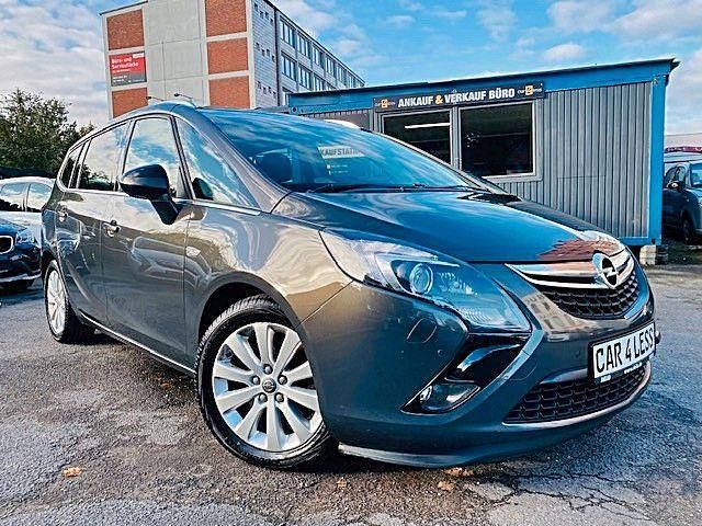 Grau Gebraucht 2016 Opel Zafira Tourer Innovation Van / Kleinbus | 7.990 € (Fairer Preis) - Bild 1/4