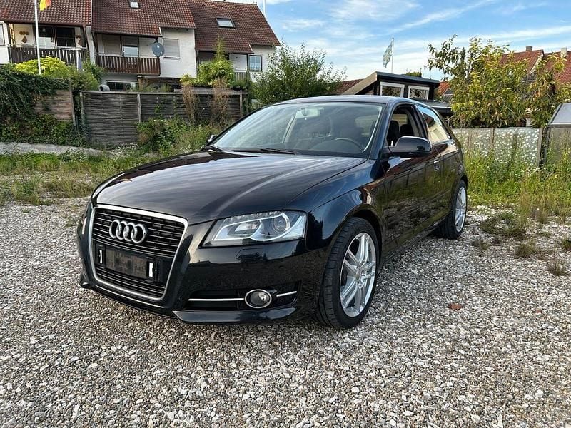 Schwarz Gebraucht 2012 Audi A3 Ambition Limousine | 6.800 € (Superpreis) - Bild 1/4