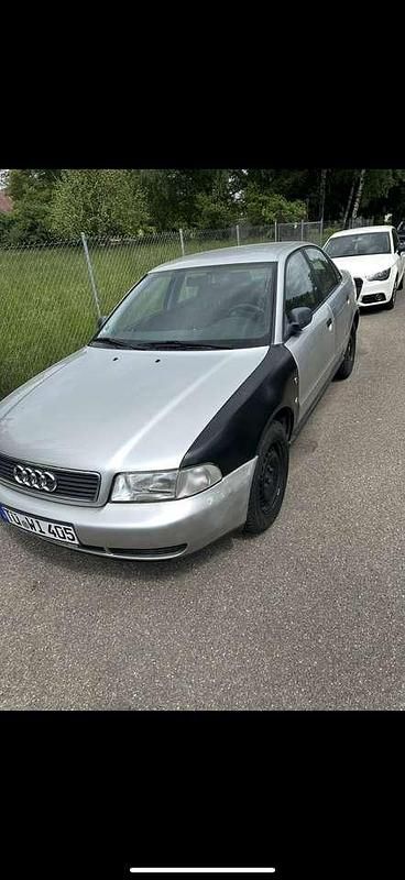 Gebraucht 1995 Audi A4 Limousine | 3.800 € - Bild 1/4