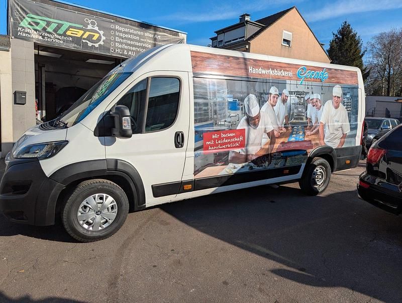 Gebraucht Peugeot Boxer 165 PS (121 kW) 2021 Weiß Van
