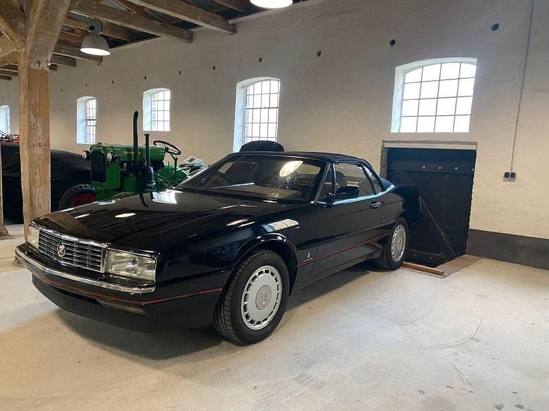 Gebraucht Cadillac Allante 203 PS (149 kW) 1990 Schwarz Cabrio