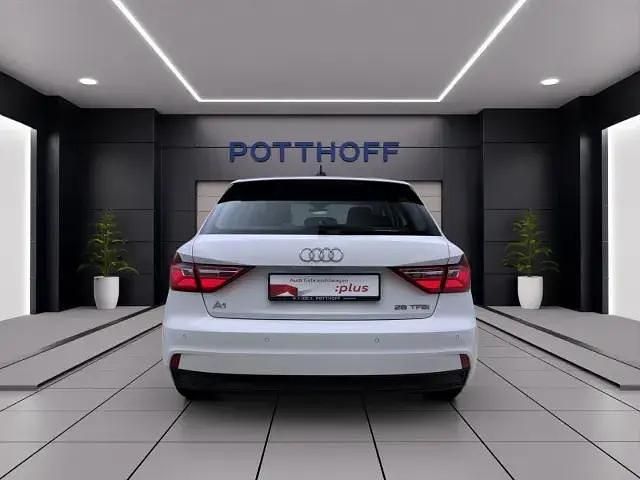 Gebraucht Audi A1 Sportback Design 95 PS (69 kW) 2021 Weiß Kleinwagen