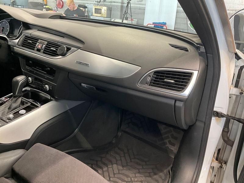 Schwarz Gebraucht 2017 Audi A6 S-Line Kombi | 20.000 € (Superpreis) - Bild 1/4