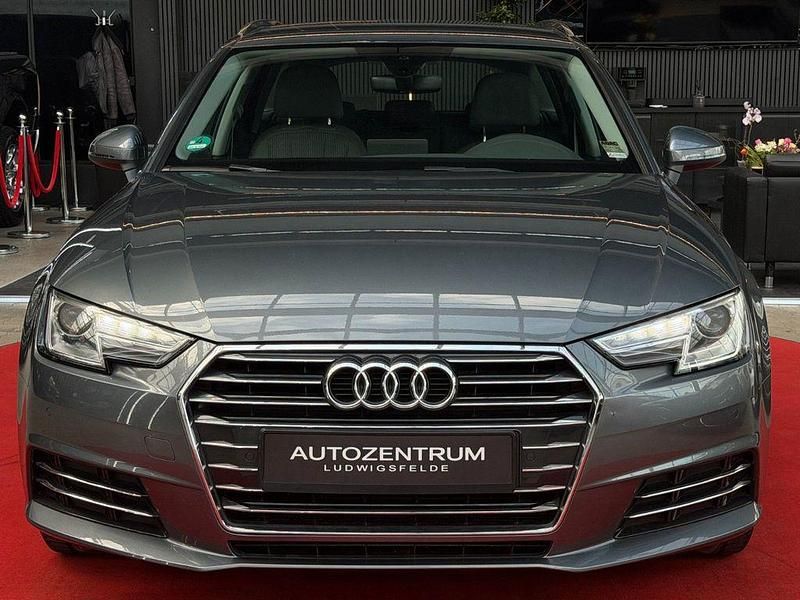 Gebraucht Audi A4 Ambiente 150 PS (110 kW) 2016 Grau Kombi