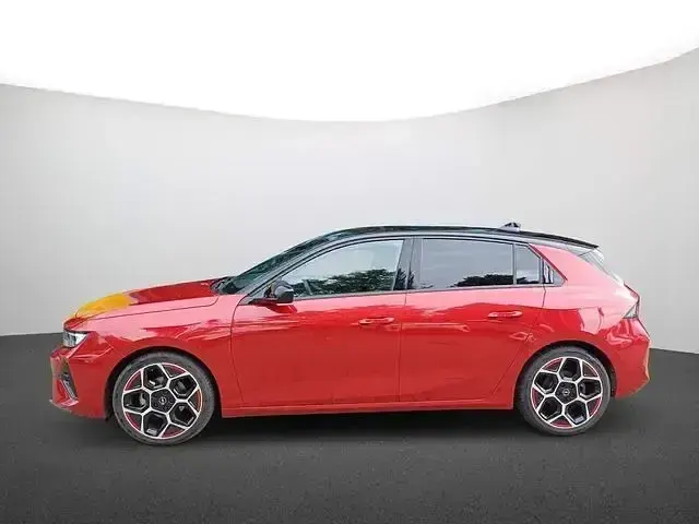Gebraucht Opel Astra GS Line 131 PS (96 kW) 2023 Rot Kleinwagen
