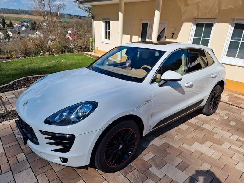 Beige Gebraucht 2015 Porsche Macan S SUV | 28.500 € (Superpreis) - Bild 1/4