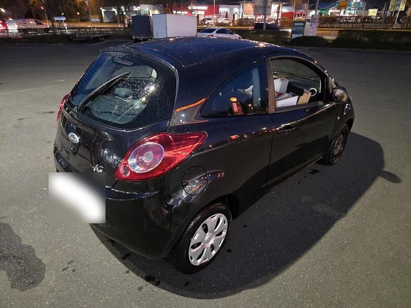 Gebraucht Ford Ka 69 PS (50 kW) 2010 Schwarz Kleinwagen