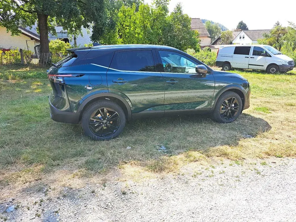 Neu Nissan Qashqai Tekna 158 PS (116 kW) 2026 Grün SUV