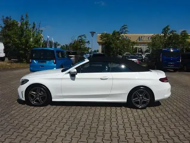 Gebraucht Mercedes C200 AMG line 184 PS (135 kW) 2022 Weiß Cabrio