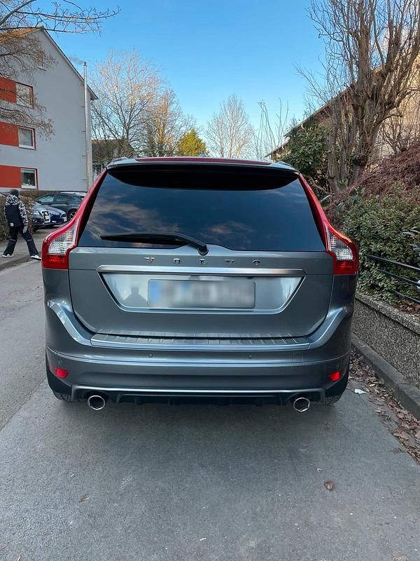 Gebraucht Volvo XC60 190 PS (139 kW) 2017 Grau SUV