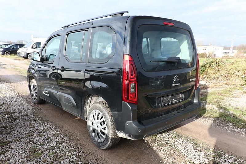 Gebraucht Citroën Berlingo Feel 131 PS (96 kW) 2018 Schwarz Van / Kleinbus