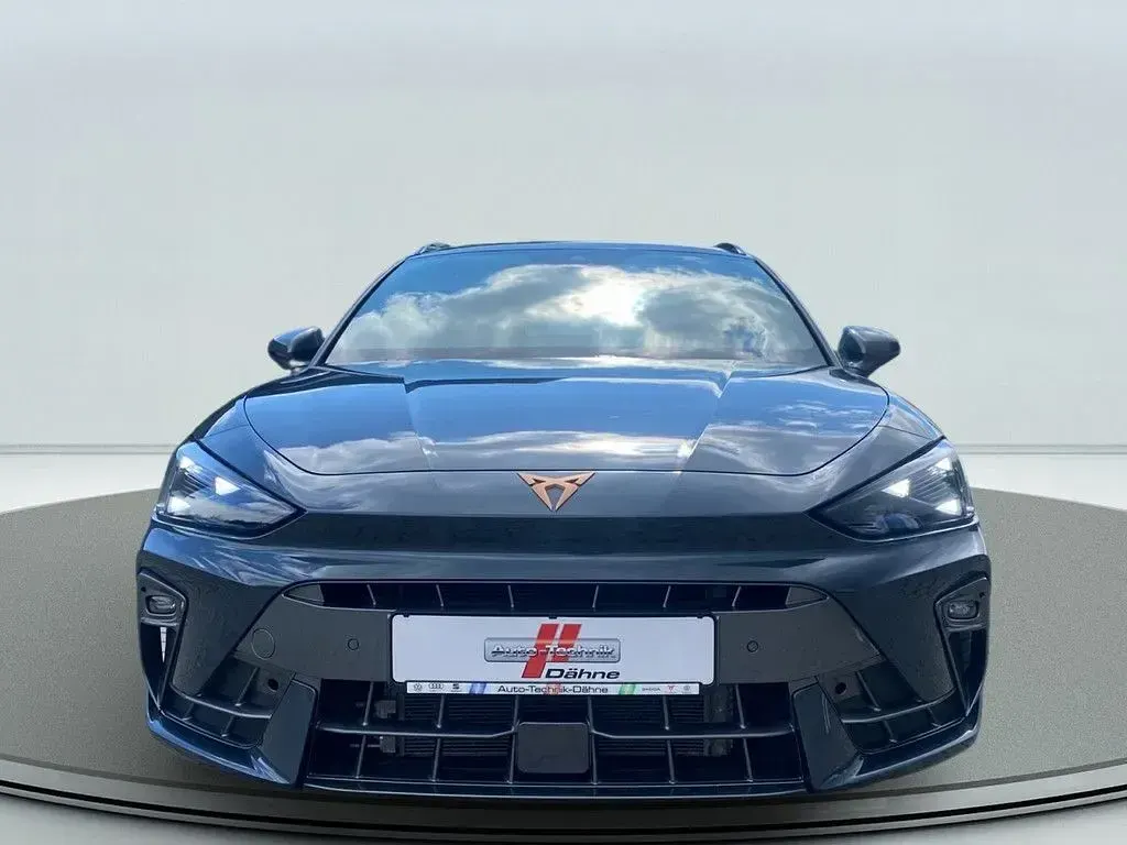Usata Cupra Leon 150 CV (110 kW) 2025 Grigio Berlina