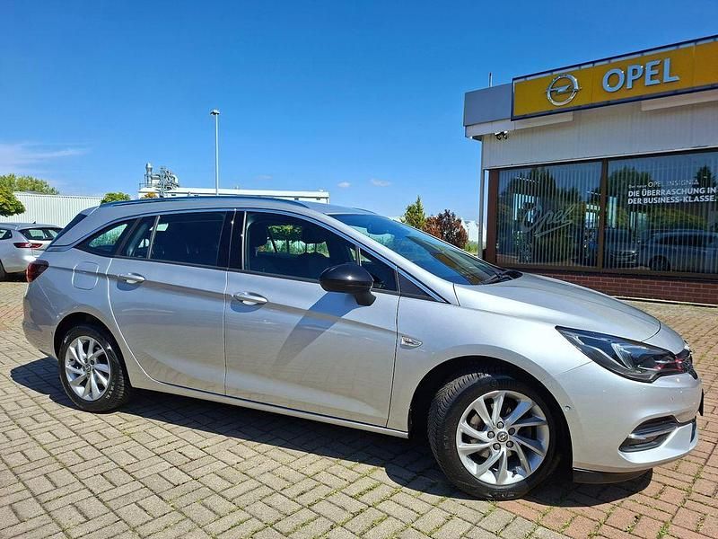 Silber Gebraucht 2022 Opel Astra Elegance Kombi | 15.990 € (Superpreis) - Bild 1/4