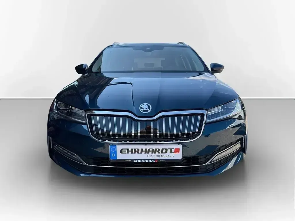 Gebraucht Skoda Superb Style 218 PS (160 kW) 2020 Blau Kombi