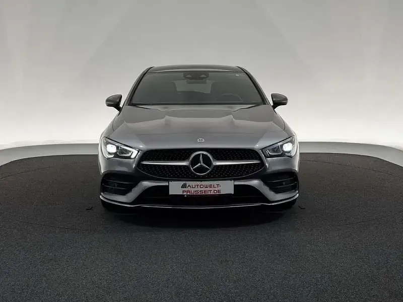 Gebraucht Mercedes CLA200 AMG line 163 PS (119 kW) 2022 Grau Coupé