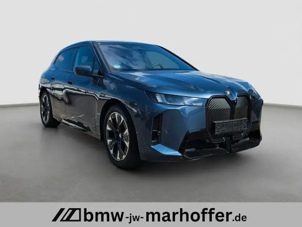 Gebraucht BMW iX M Sport 300 kW (408 PS) 2025 Schwarz SUV