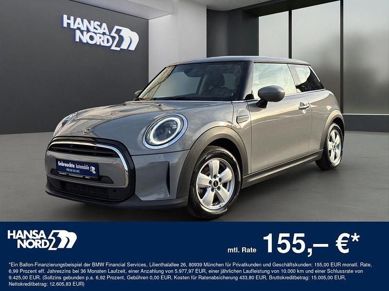 Grau / moonwalk grey (metallic) Gebraucht 2022 Mini Cooper Essential Kleinwagen | 18.150 € (Superpreis) - Bild 1/4