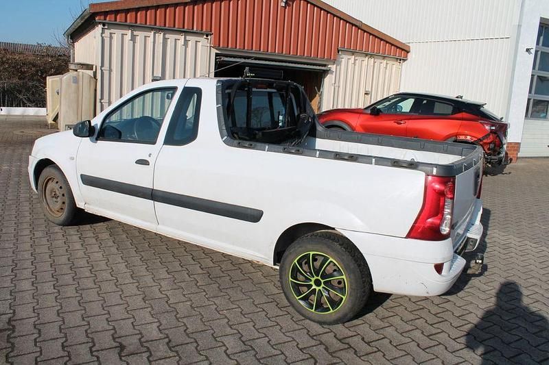 Gebraucht Dacia Pick up Ambiance 68 PS (50 kW) 2011 False Abholung