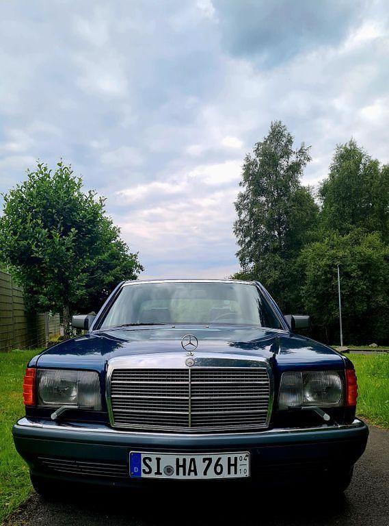 Gebraucht Mercedes E420 205 PS (150 kW) 1986 Blau Limousine