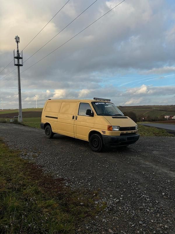 Gebraucht VW Transporter 78 PS (57 kW) 1998 Beige Van