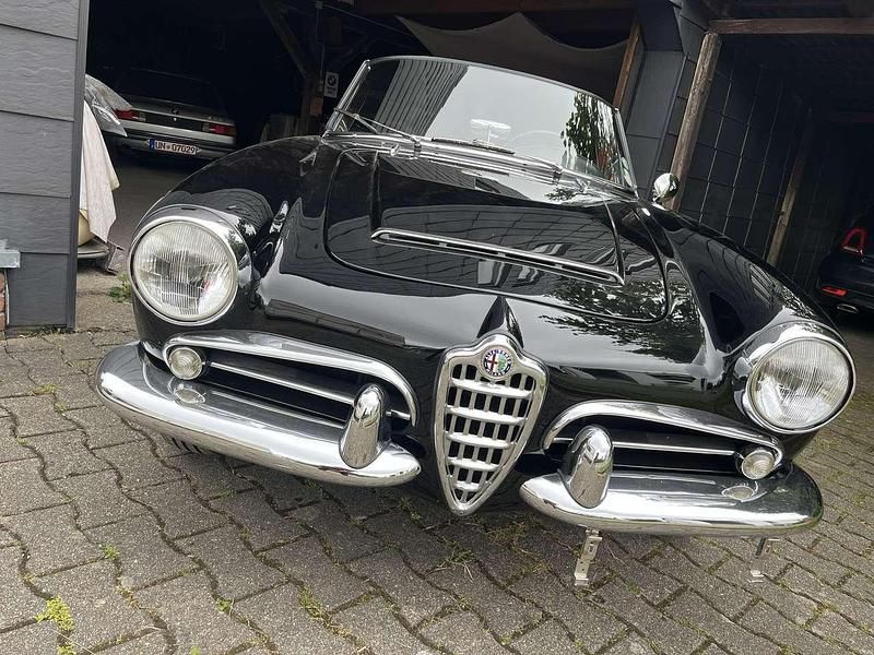 Schwarz Gebraucht 1964 Alfa Romeo Giulia Cabrio | 68.000 € - Bild 1/4