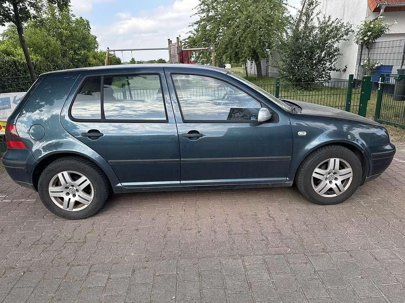 Gebraucht VW Golf IV Comfortline 105 PS (77 kW) 2002 Limousine