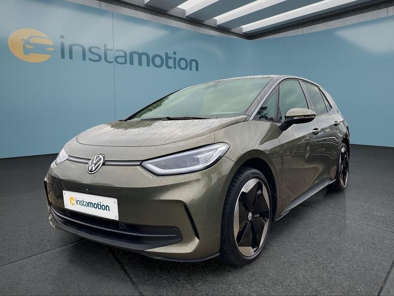 Grün Gebraucht 2024 VW ID.3 Pro Kleinwagen | 40.649 € - Bild 1/4