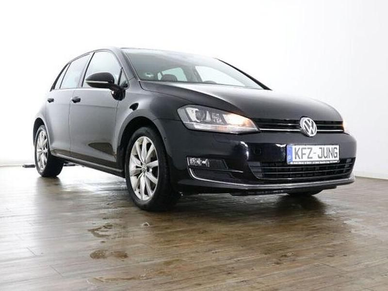 Gebraucht VW Golf VII Highline 122 PS (89 kW) 2014 Schwarz Limousine