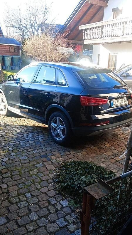 Gebraucht Audi Q3 Comfort 220 PS (161 kW) 2015 Schwarz SUV