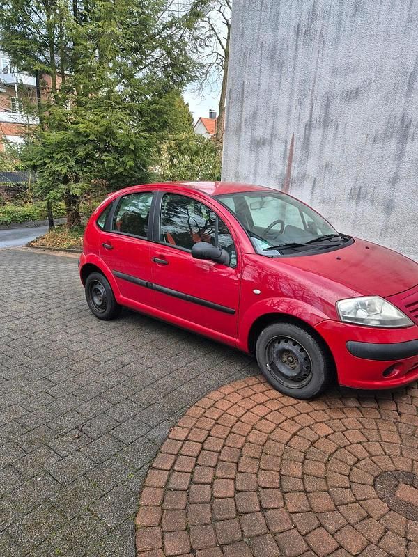 Gebraucht Citroën C3 60 PS (44 kW) 2002 Rot Kleinwagen