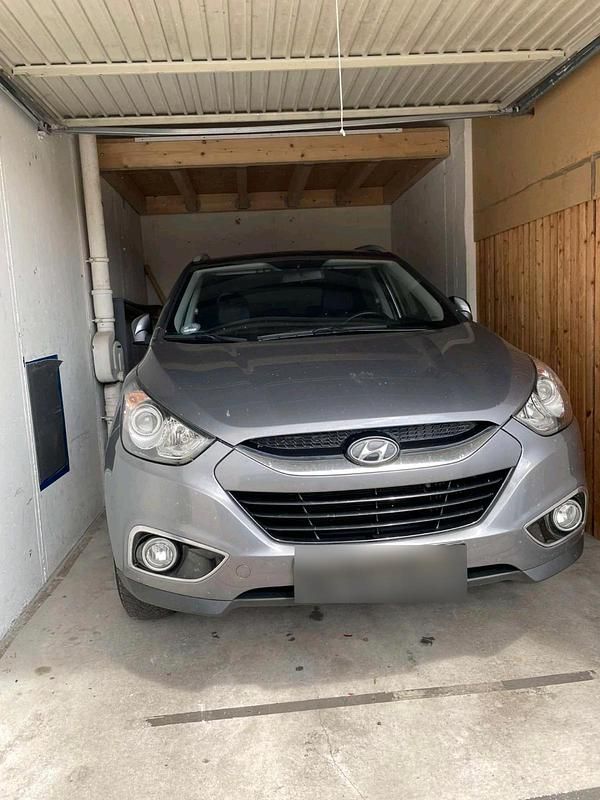 Gebraucht Hyundai ix35 185 PS (136 kW) 2012 Grau SUV