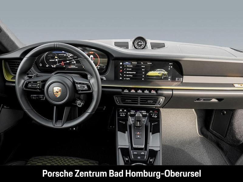 Neu Porsche 992 541 PS (397 kW) 2025 Grün Cabrio