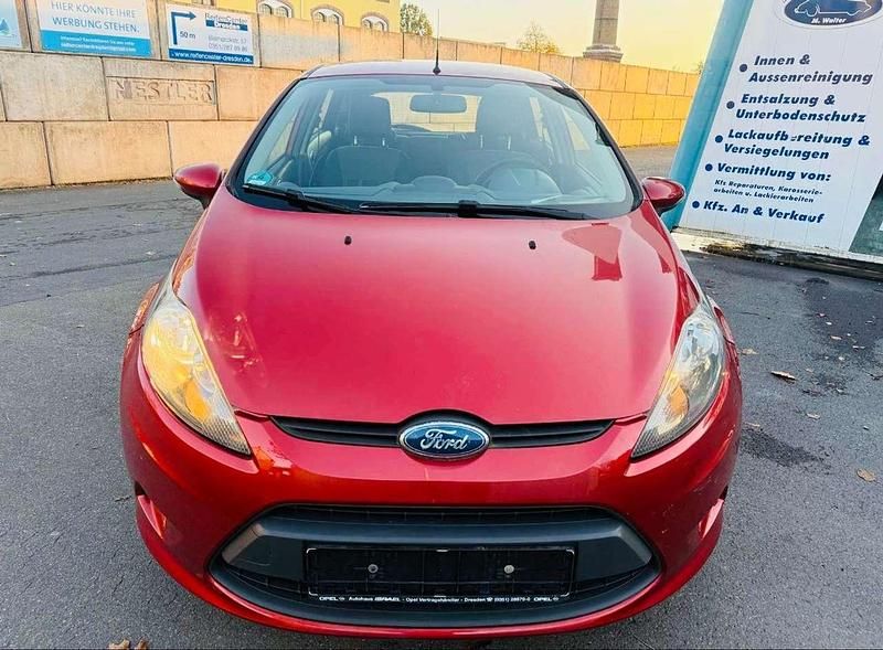 Gebraucht Ford Fiesta Ambiente 82 PS (60 kW) 2009 Other Limousine