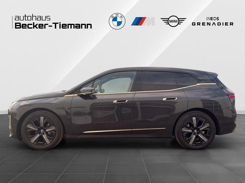 Gebraucht BMW iX 384 kW (523 PS) 2022 Sophistograu brillanteffekt SUV