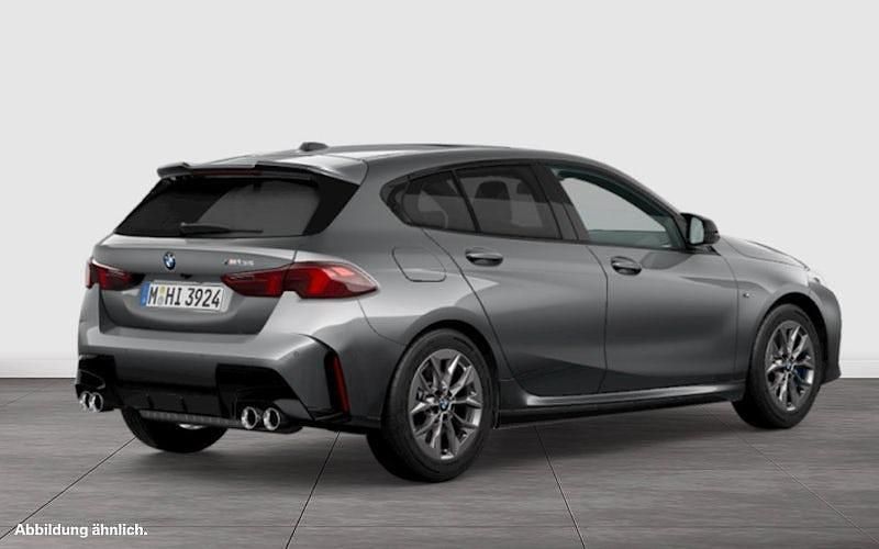 Gebraucht BMW M135 Performance 300 PS (220 kW) 2025 Skyscraper grau Kleinwagen