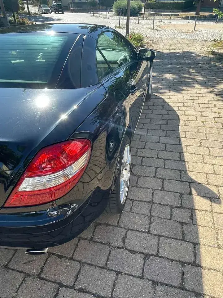 Gebraucht Mercedes SLK280 231 PS (169 kW) 2006 Schwarz Cabrio