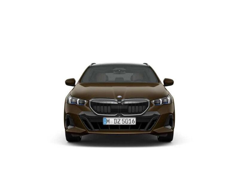 Neu BMW 540 Performance 303 PS (222 kW) 2025 Blau Kombi