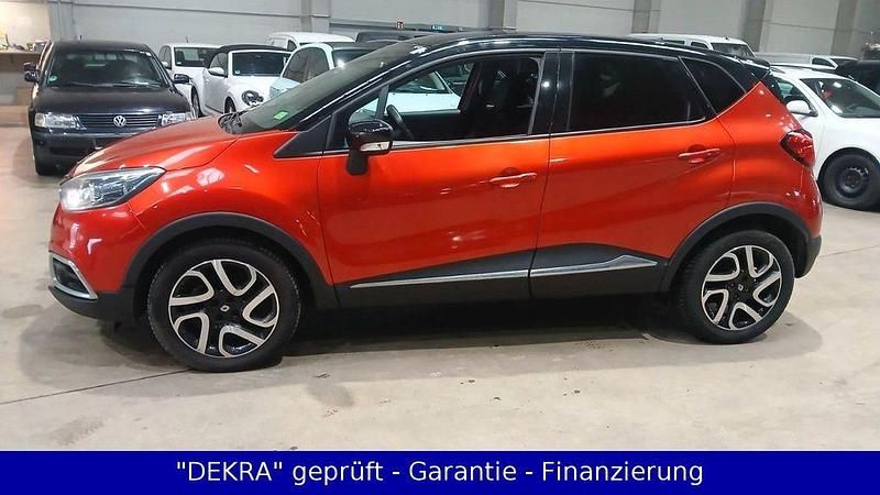 Używany Renault Captur XMOD 90 KM (66 kW) 2016 Czerwony SUV