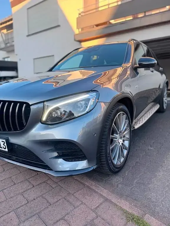 Gebraucht Mercedes GLC43 AMG AMG 367 PS (269 kW) 2017 Grau SUV
