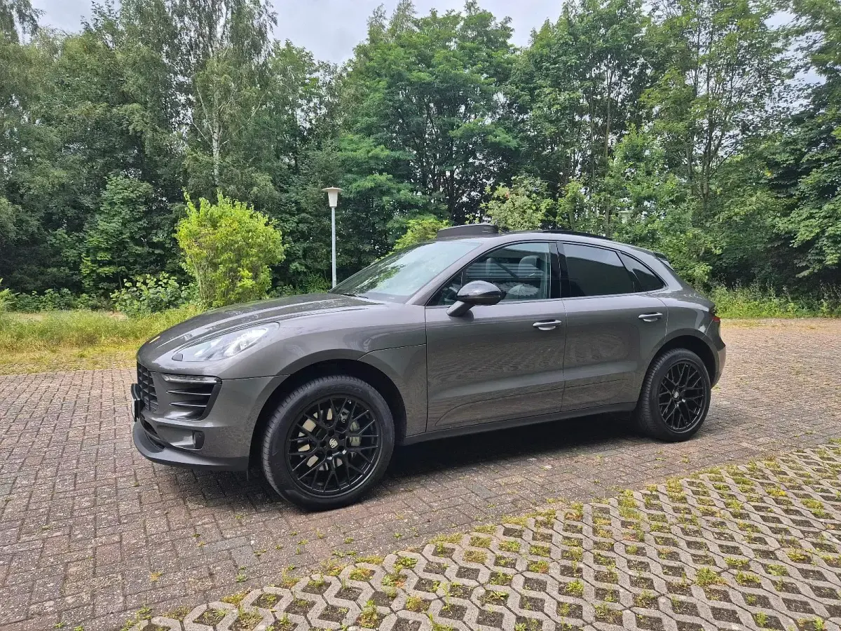 Gebraucht Porsche Macan S Diesel 258 PS (189 kW) 2015 Grau SUV