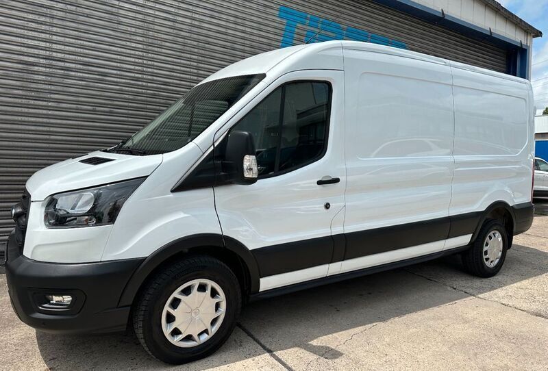 Frostweiß Gebraucht 2022 Ford Transit Van / Kleinbus | 25.490 € (Superpreis) - Bild 1/4